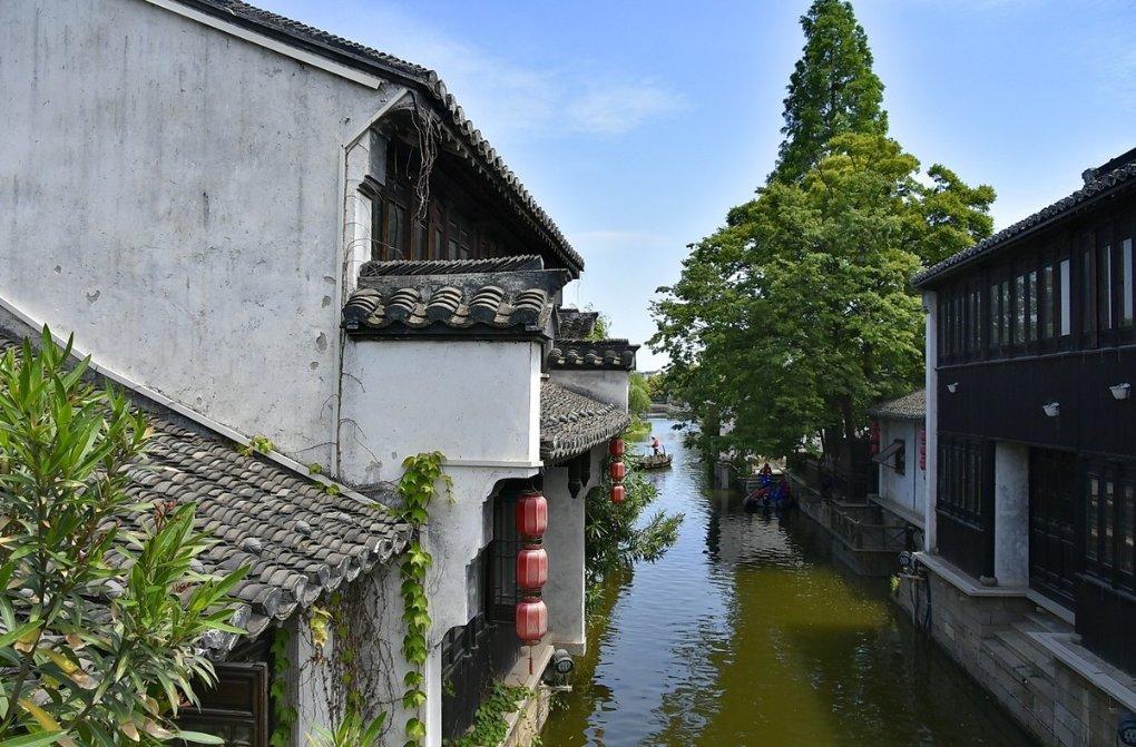 如何评价台湾电影海吉拉?-专业的知识问答网页